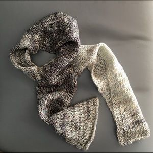 Hand knit scarf sparkly variegated gray tones new